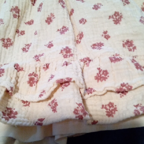 Nicole Miller Cream and Red Floral Kids Dress - Picture 3 of 8